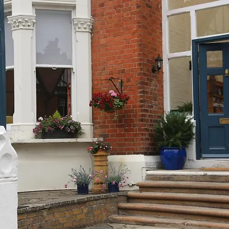 The Cordelia 5* Scarborough