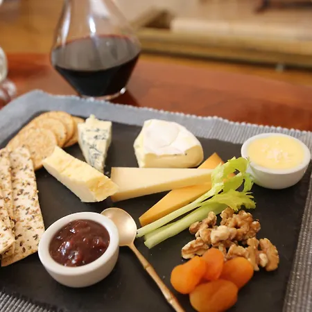 The Cordelia Bed & Breakfast 5*